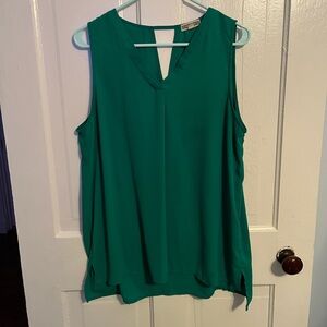 Pleione Sleeveless hunter green Blouse